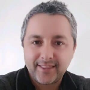 אלעד וינברגר מומחה בטיפול רגשי, טיפול זוגי וטיפול מיני - מרכז רימון חיפה והקריות ועפולה והסביבה