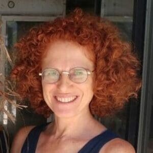 מוריאל ברק מומחית בטיפול רגשי, טיפול דיאדי והדרכת הורים - מרכז רימון יבנה, גן יבנה, אשדוד והסביבה