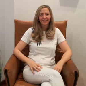 אורלי מימון, מומחית בהדרכת הורים, טיפול רגשי, טיפול דיאדי , טיפול קצר מועד במרכז רימון בקעת אונו, יהוד